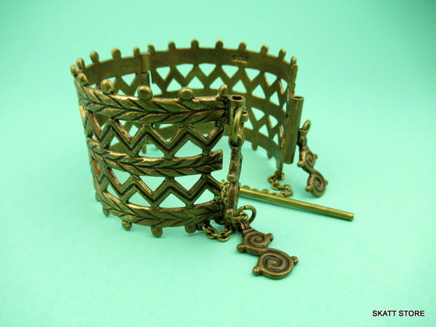 Kalevala Koru Merya cuff bracelet bronze vintage